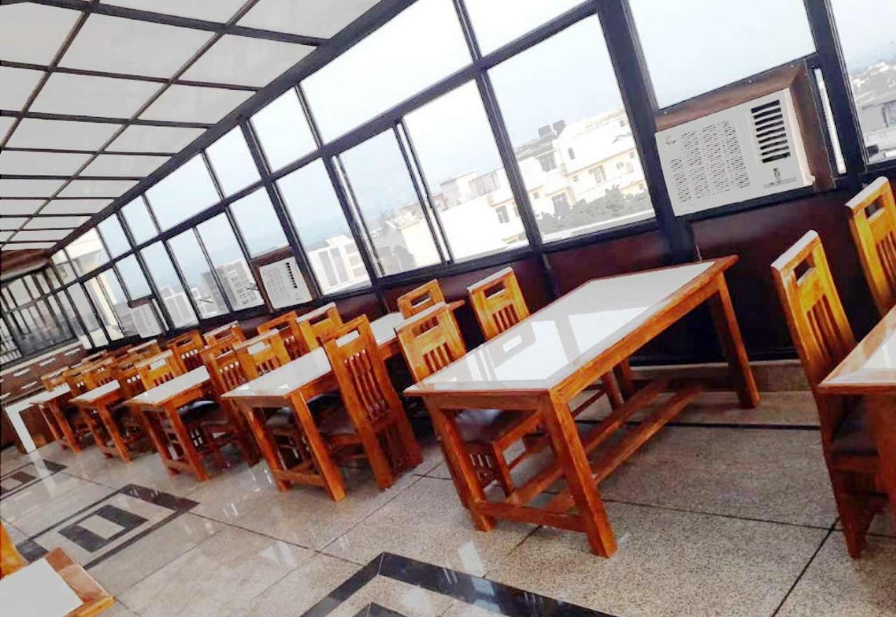 Hotel Katra Royal Stay Esterno foto